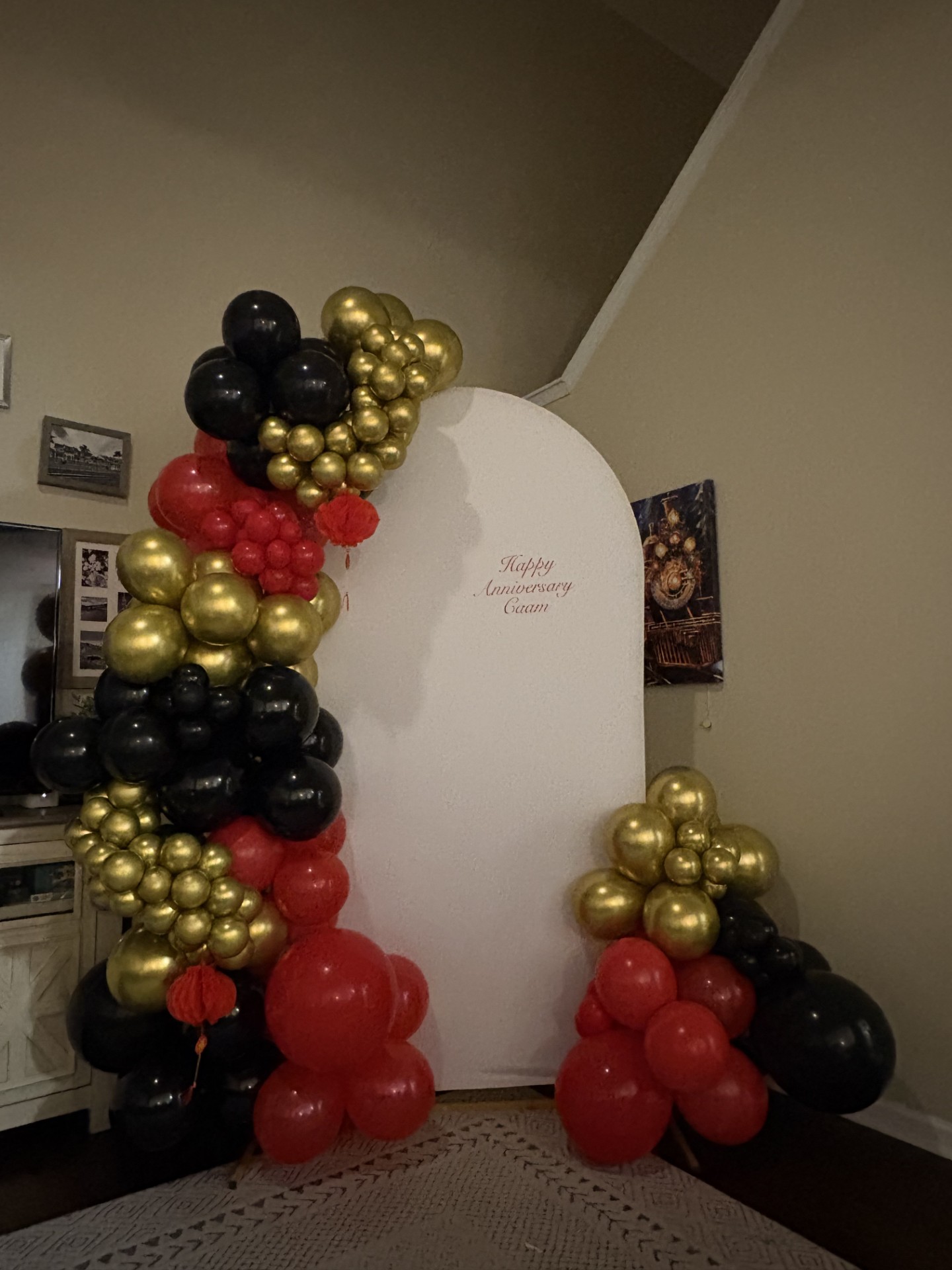 Anniversary Arch for Caam